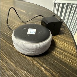 Amazon Alexa dot
